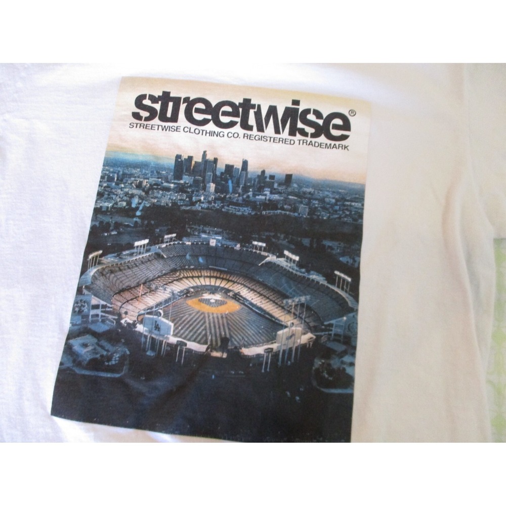Y2K Streetwise T Shirt Size XL Los Angeles  Dodgers Stadium
